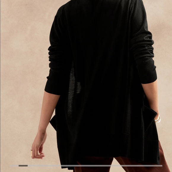 Banana Republic Black Cardigan - Picture 2 of 7